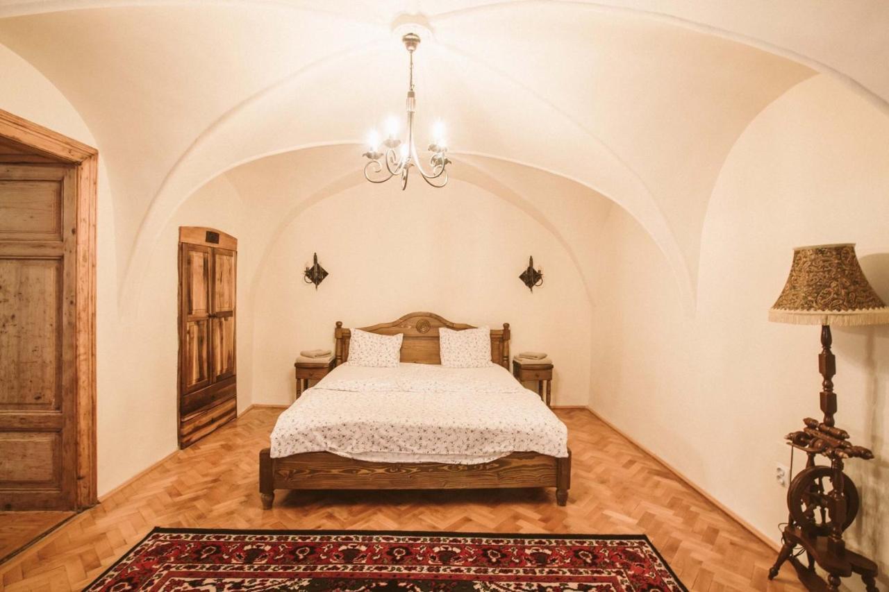Апартаменти Casa Schobeln Брашов Екстер'єр фото