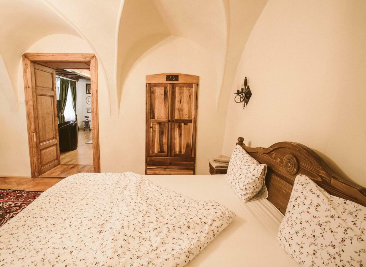 Апартаменти Casa Schobeln Брашов Екстер'єр фото